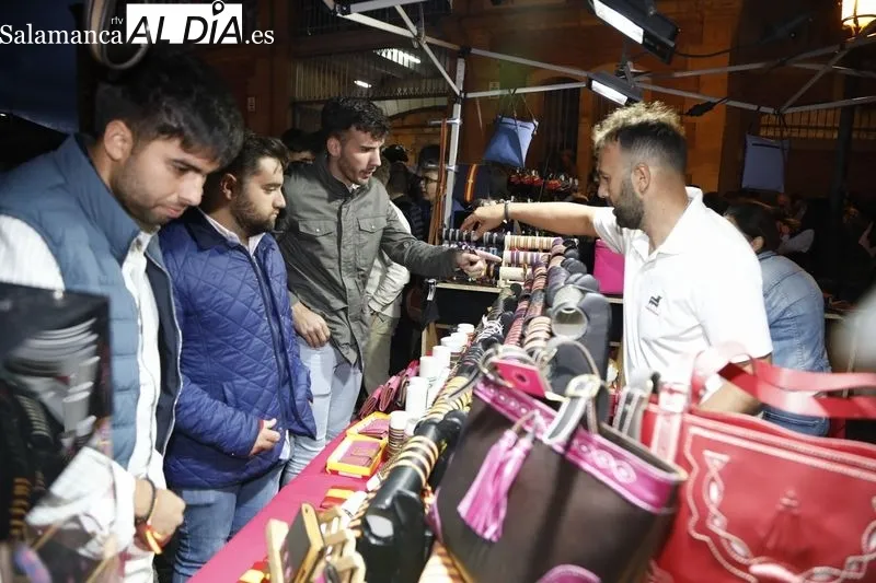 Ambiente en La Glorieta en la última de abono de la Feria Taurina 2023. Fotos: Pablo Angular