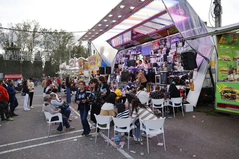 Ambiente este viernes en el Recinto Feria de La Aldehuela. Fotos: David Sañudo