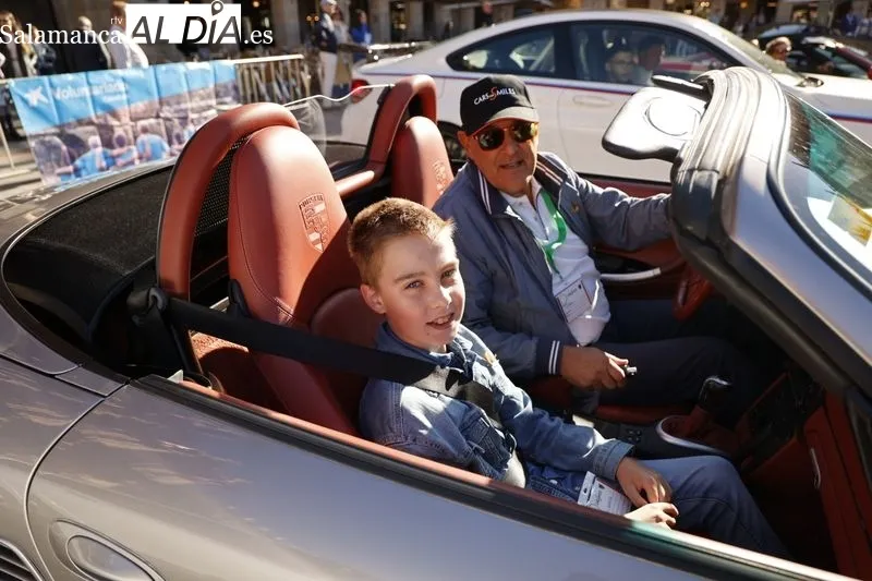 Foto 10 - 22 ni&ntilde;os hospitalizados disfrutan como copilotos de coches de competici&oacute;n en el circuito de Vega de Tirados