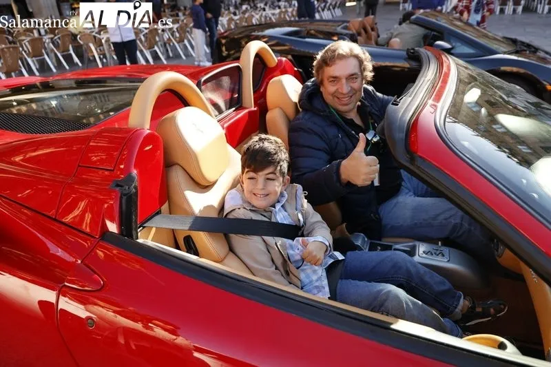 Foto 12 - 22 ni&ntilde;os hospitalizados disfrutan como copilotos de coches de competici&oacute;n en el circuito de Vega de Tirados