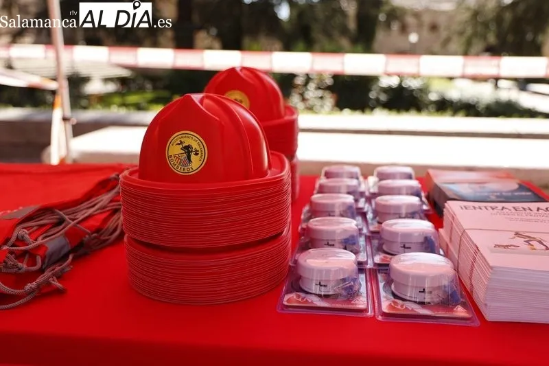 Foto 11 - Aprendizaje en la Semana de la Prevenci&oacute;n de Incendios con la denominada &lsquo;Casa de Evacuaci&oacute;n&rsquo;
