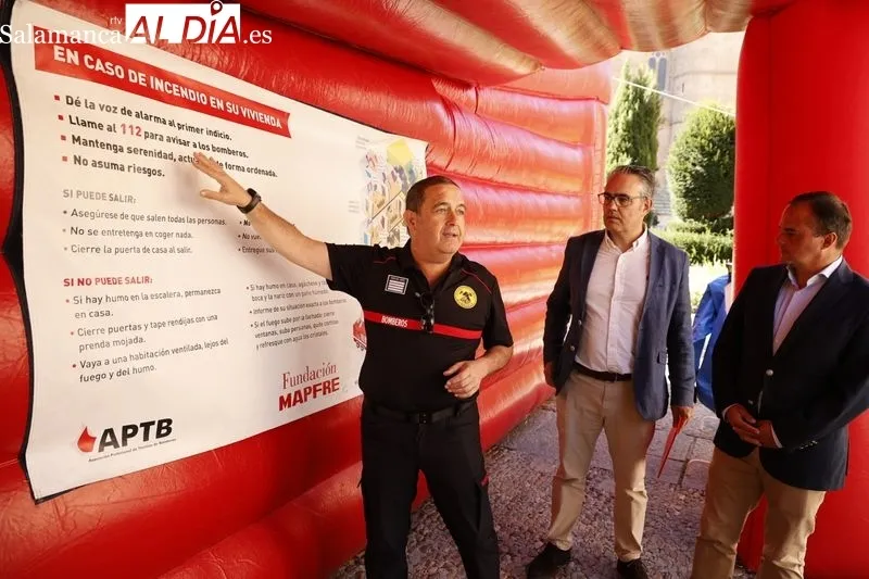 Foto 12 - Aprendizaje en la Semana de la Prevenci&oacute;n de Incendios con la denominada &lsquo;Casa de Evacuaci&oacute;n&rsquo;