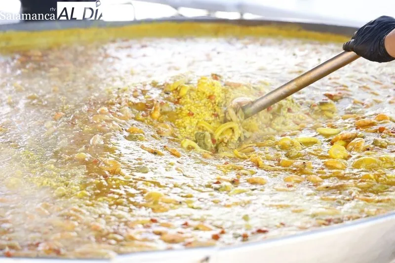 Foto 4 - Gran paella para cerrar las fiestas del barrio de Huerta Otea