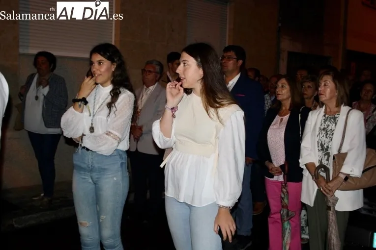 Nuestra Señora de la Piedad volvía a procesionar este viernes en su fiesta anual