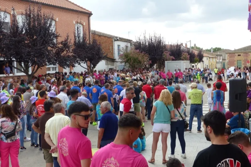 Villoria celebraba el pregón festivo y la ofrenda floral a la patrona