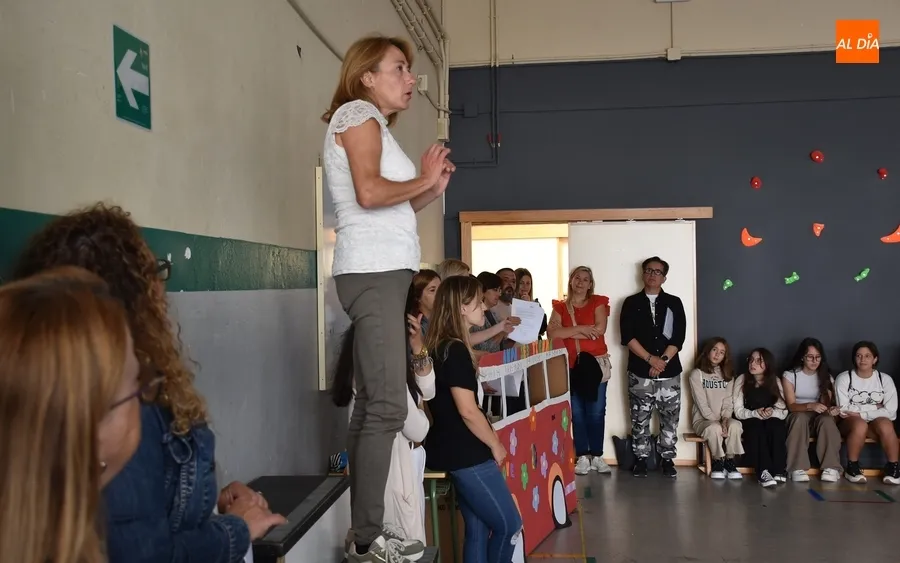 Foto 3 - C&aacute;lida acogida a los alumnos de 1&ordm; de la ESO en el IES Tierra con juegos y un almuerzo saludable