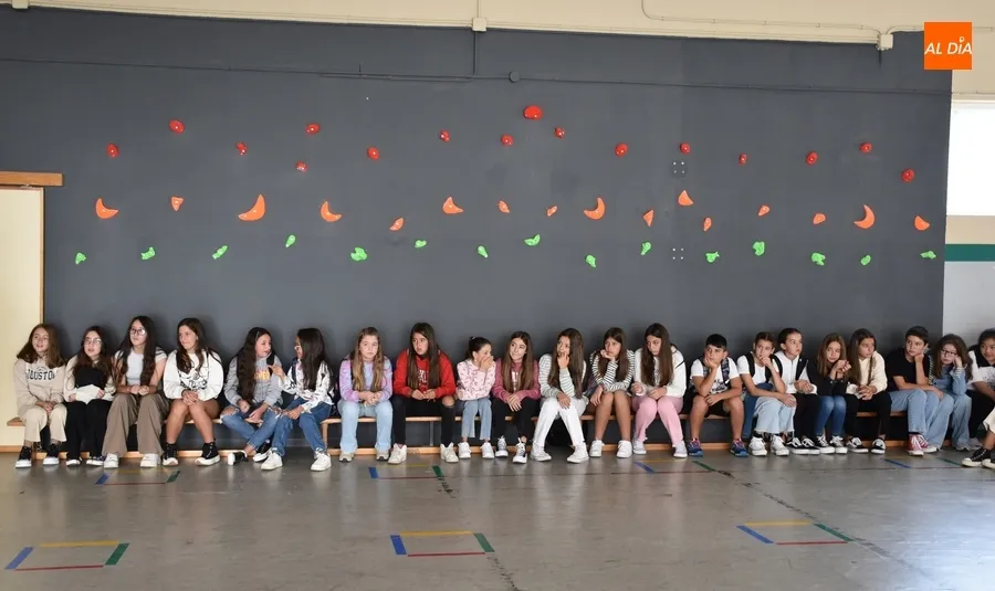 Foto 6 - C&aacute;lida acogida a los alumnos de 1&ordm; de la ESO en el IES Tierra con juegos y un almuerzo saludable