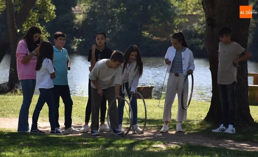 Foto 3 - El Pic&oacute;n recibe a los alumnos de Secundaria de Misioneras-Santa Teresa en su vuelta a clase