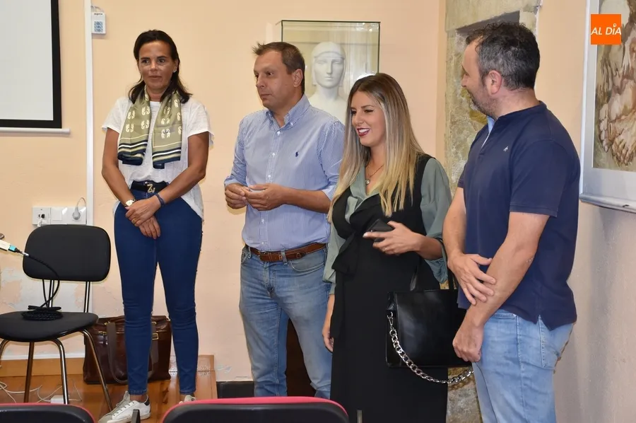 Foto 2 - 10 personas de 6 pa&iacute;ses se examinan para ser jueces internacionales de Equitaci&oacute;n de Trabajo