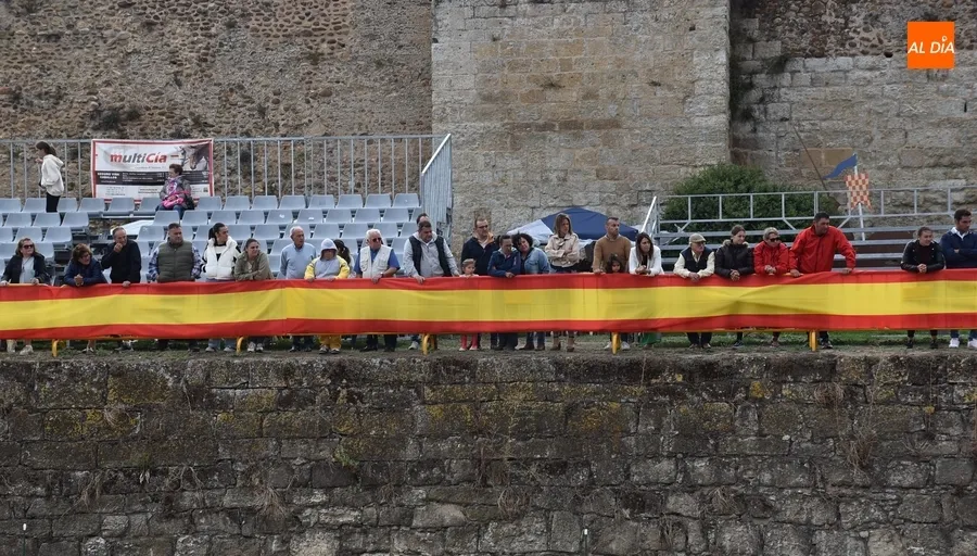 Foto 8 - Ciudad Rodrigo corona campe&oacute;n de Espa&ntilde;a a Sebasti&aacute;n L&oacute;pez en el remate con agua de la Feria
