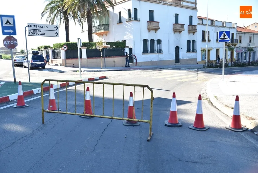 Foto 3 - En marcha el fresado de la Avenida de Espa&ntilde;a como paso previo a su reasfaltado