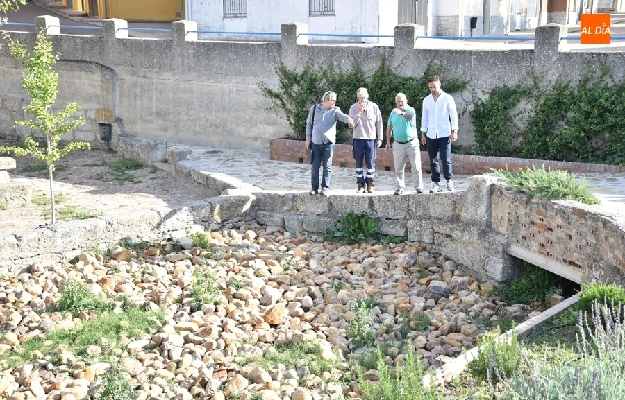 Foto 11 - El Ca&ntilde;o El Moro renueva su imagen de la mano de los alumnos de las AFEs verdes
