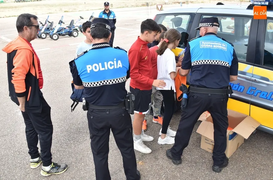 Foto 5 - Alumnos de San Francisco y Misioneras-Santa Teresa completan las sesiones con los karts