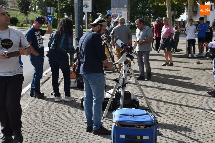 Foto 3 - Una observaci&oacute;n con telescopios solares abre el magno Helioencuentro