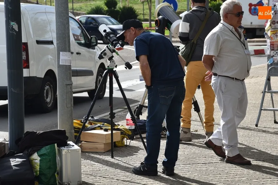 Foto 10 - Una observaci&oacute;n con telescopios solares abre el magno Helioencuentro