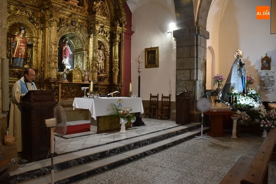 Foto 5 - Regresa a las calles cuatro a&ntilde;os despu&eacute;s el Rosario de la Aurora de la Virgen de la Pe&ntilde;a