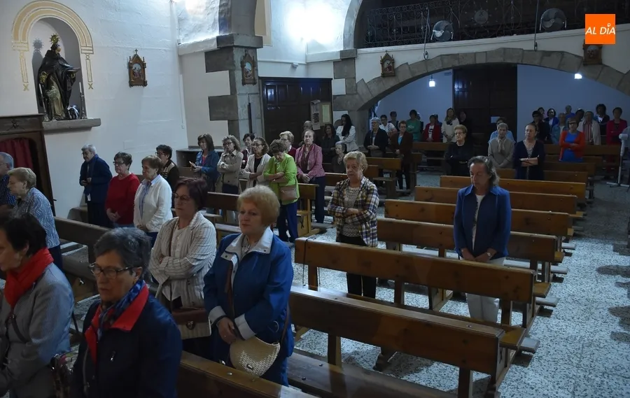 Foto 7 - Regresa a las calles cuatro a&ntilde;os despu&eacute;s el Rosario de la Aurora de la Virgen de la Pe&ntilde;a