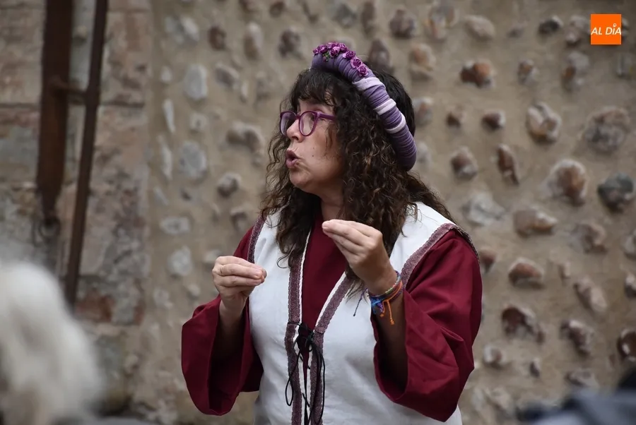 Foto 3 - El Parador mirobrigense completa su ciclo estival de visitas teatralizadas 