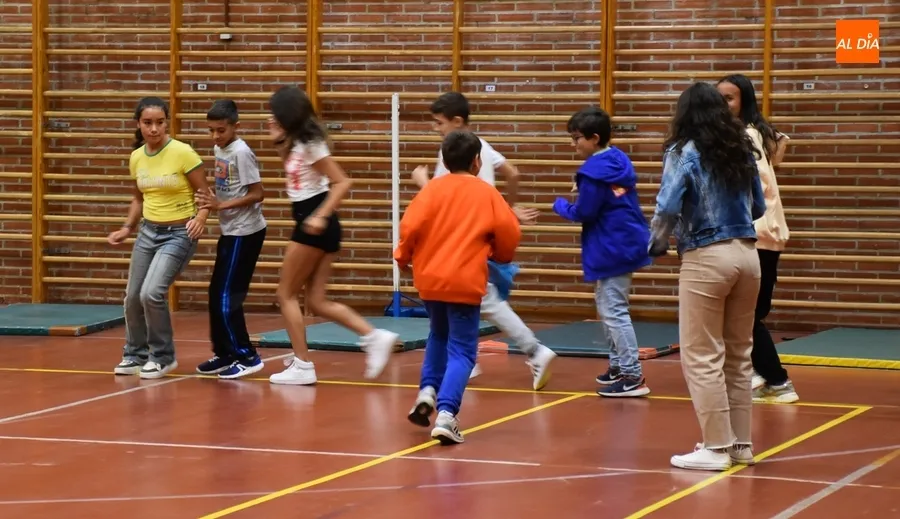 Foto 4 - Los nuevos alumnos del IES Fray Diego &lsquo;quitan el miedo&rsquo; disfrutando de una jornada de acogida