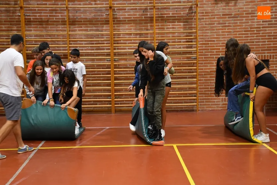 Foto 10 - Los nuevos alumnos del IES Fray Diego &lsquo;quitan el miedo&rsquo; disfrutando de una jornada de acogida