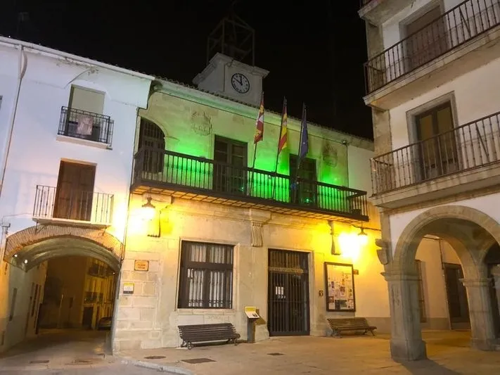 Foto 3 - Alba de Tormes muestra su apoyo en el D&iacute;a Mundial del Alzheimer&nbsp;
