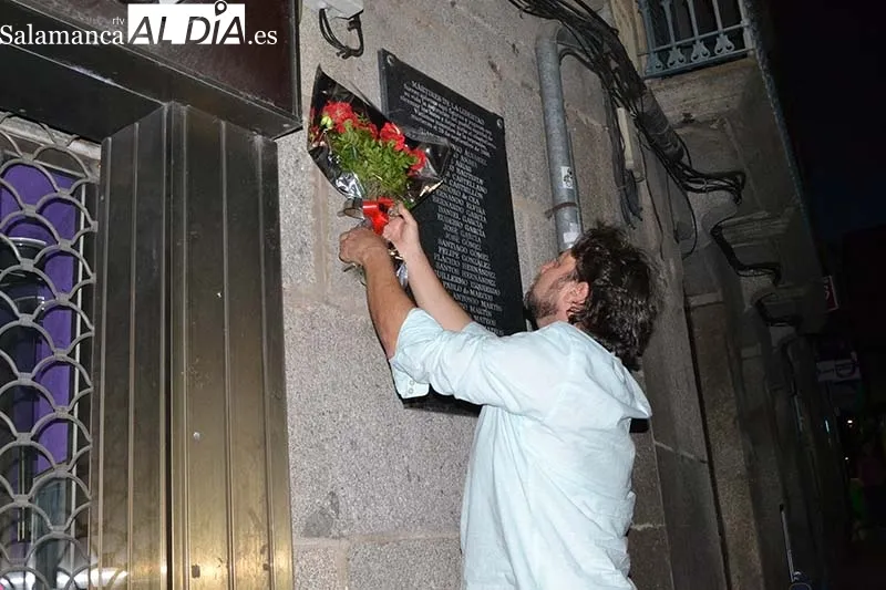 Foto 8 - El PSOE bejarano rinde tributo a quienes lucharon por la libertad