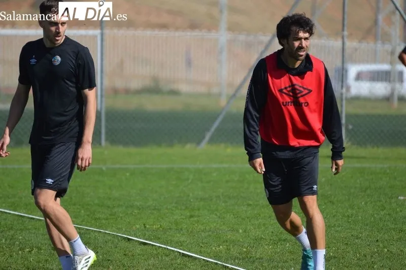 Foto 12 - El Salamanca UDS dice que "s&iacute; hay licencia para partidos"; Mati, Amaro y Poveda no completan un intenso entrenamiento