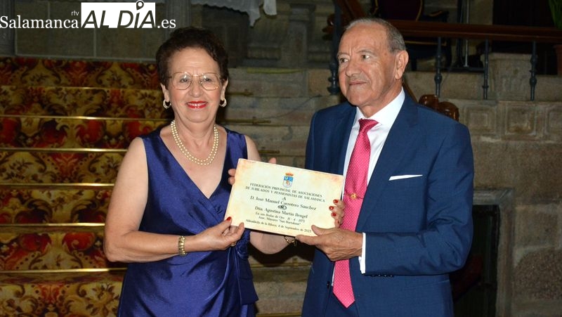 Foto 4 - Homenaje por sus Bodas de Oro a 40 matrimonios de la comarca de Vitigudino