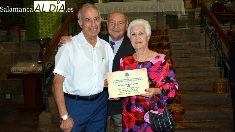 Foto 3 - Homenaje por sus Bodas de Oro a 40 matrimonios de la comarca de Vitigudino