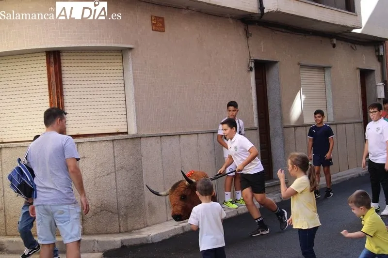 Foto 6 - Multitudinario encierro infantil en el barrio San Miguel