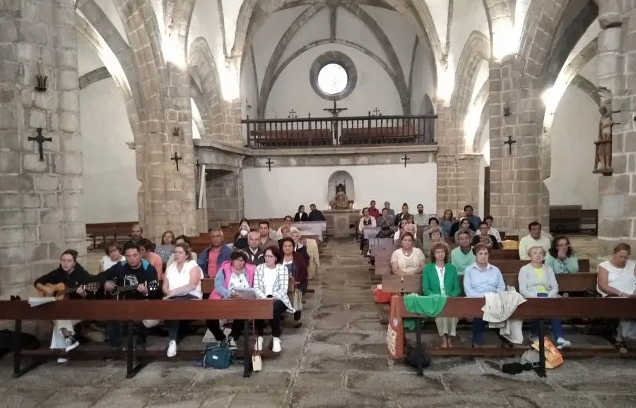 Foto 11 - San Andr&eacute;s peregrina pese al mal tiempo hasta el Santuario de la Pe&ntilde;a de Francia