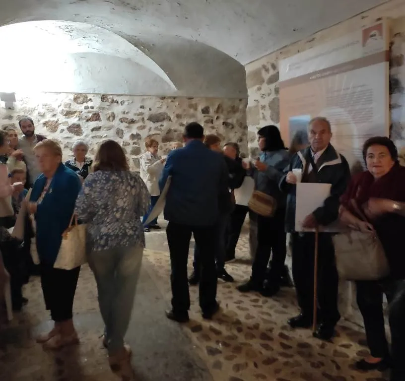 Foto 4 - San Andr&eacute;s peregrina pese al mal tiempo hasta el Santuario de la Pe&ntilde;a de Francia