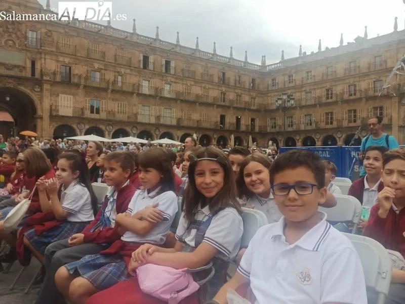 Foto 6 - Los ni&ntilde;os del colegio San Juan Bosco asisten al concierto de la Banda Sinf&oacute;nica de la Polic&iacute;a Nacional