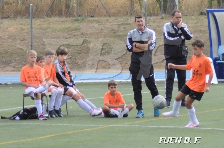 Foto 10 - Los equipos de F&uacute;tbol 7 del Ciudad Rodrigo CF disputan sus primeros amistosos de pretemporada
