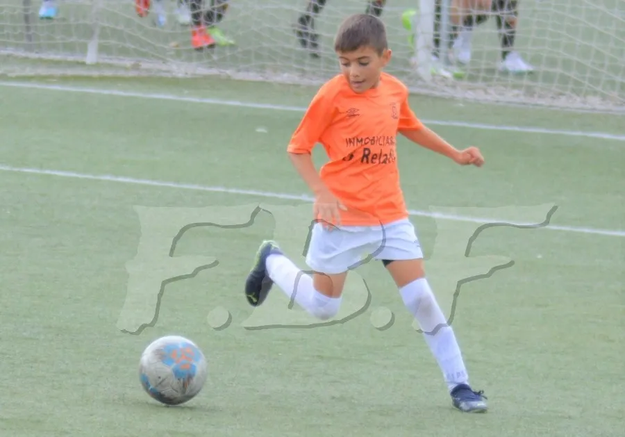 Foto 6 - Los equipos de F&uacute;tbol 7 del Ciudad Rodrigo CF disputan sus primeros amistosos de pretemporada