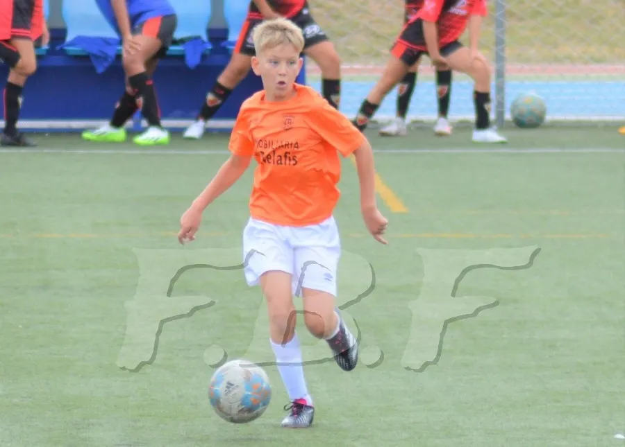 Foto 5 - Los equipos de F&uacute;tbol 7 del Ciudad Rodrigo CF disputan sus primeros amistosos de pretemporada