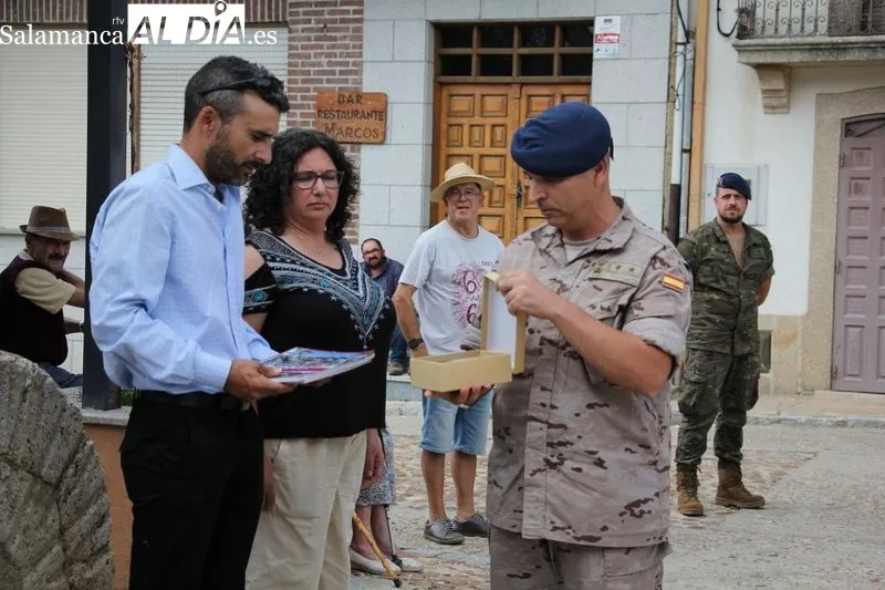 Exhibición de la Sección de Movimientos Floreados de la Guardia Real en Hinojosa de Duero / MARIBEL SÁNCHEZ 