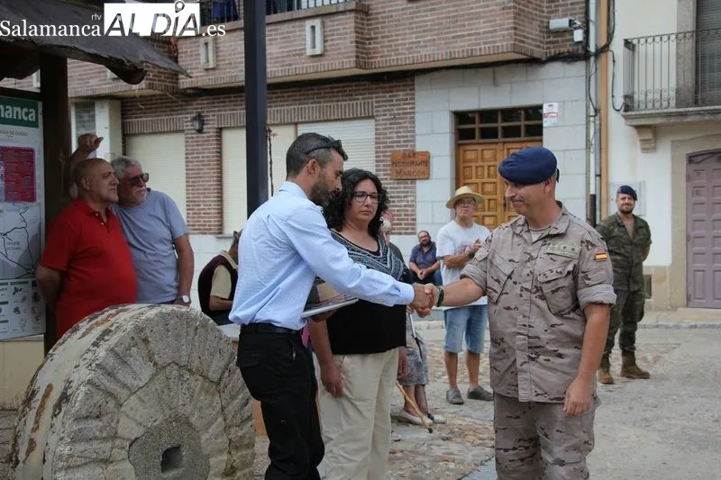 Exhibición de la Sección de Movimientos Floreados de la Guardia Real en Hinojosa de Duero / MARIBEL SÁNCHEZ 