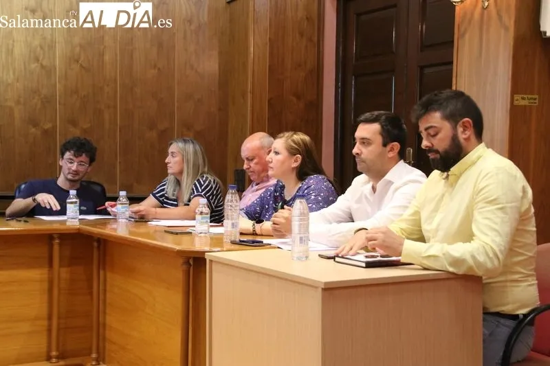 Foto 3 - El PSOE propone comprar los edificios de la Alh&oacute;ndiga y el Pozo de la Nieve