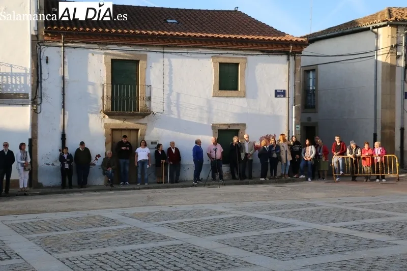 Ejercicios de la Guardia Real en Lumbrales / CORRAL