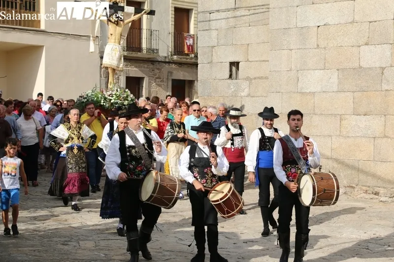 Actos en honor al Cristo de las Mercedes en Barruecopardo / CORRAL 