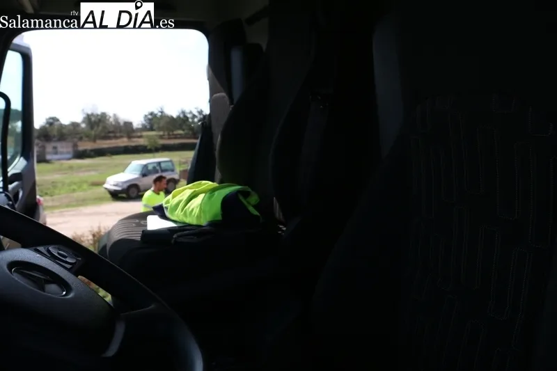 Emilio Arroitia entregaba en Lumbrales un nuevo camión a la Mancomunidad Abadengo / CORRAL  