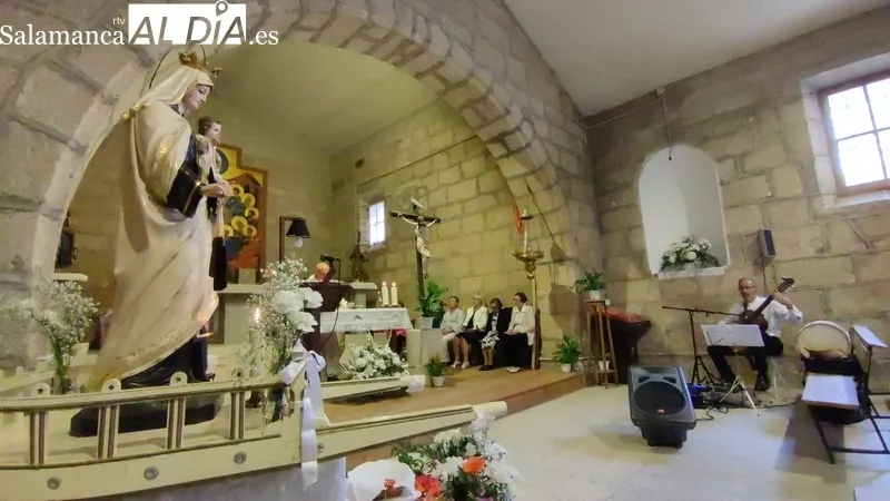 Actos en honor a la Virgen del Carmen celebrados en Trabanca y que ponen fin a las fiestas / CORRAL
