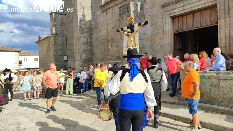 Actos en honor al Cristo de las Mercedes en Barruecopardo / CORRAL 