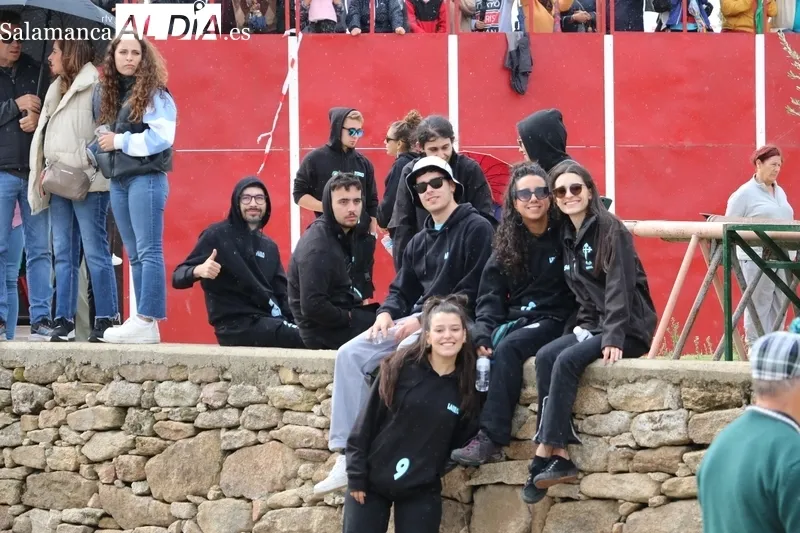 Accidentado segundo encierro de las fiestas de Barruecopardo / SÁNCHEZ Y CORRAL