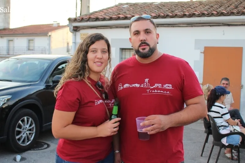 Las peñas daban el pistoletazo de salida a las fiestas de Trabanca / SILVESTRE