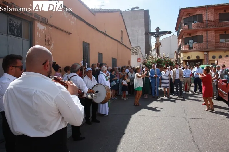 El Santo Cristo de la Agonía recorría este domingo las calles en procesión durante su fiesta anual