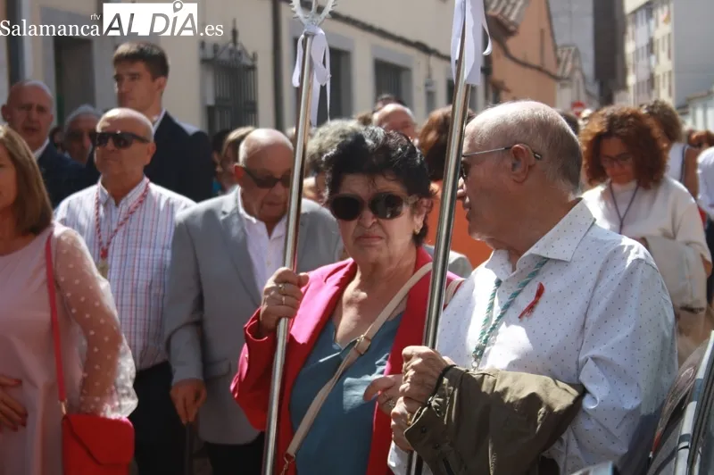 El Santo Cristo de la Agonía recorría este domingo las calles en procesión durante su fiesta anual