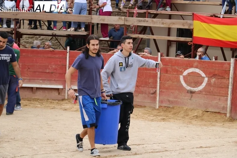Buena novillada de Valrubio en Mieza con triunfo de Salvador Herrero y Noel García / CORRAL 
