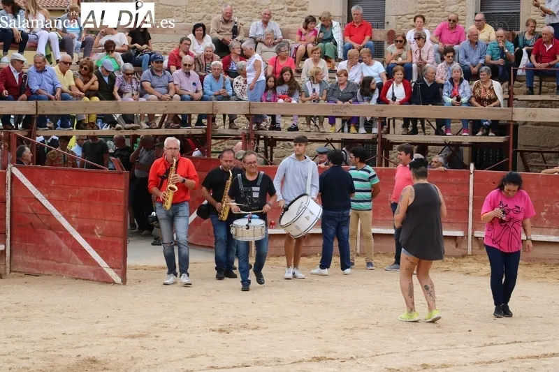 Buena novillada de Valrubio en Mieza con triunfo de Salvador Herrero y Noel García / CORRAL 